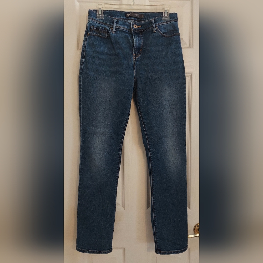 LEVI'S | 8S 512 Bootcut Perfectly Slimming Women's Denim 5-Pocket Jeans.